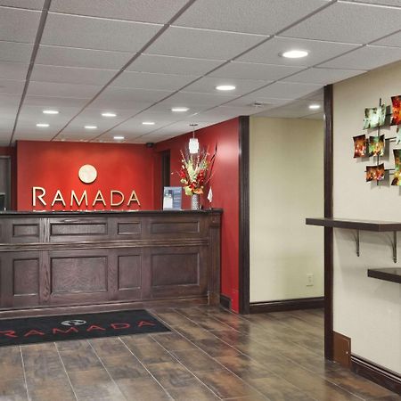 Hotel Ramada By Wyndham Tulsa Interior foto